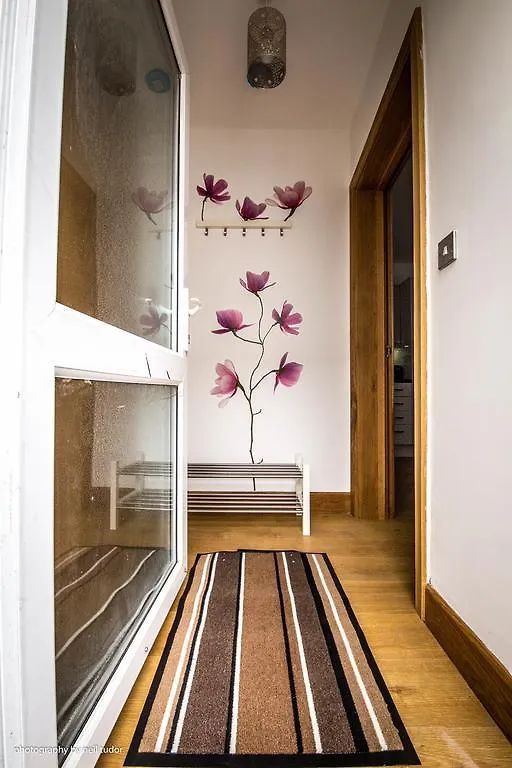 Cardiffwalk Serviced Apartments 0*, Cardiff